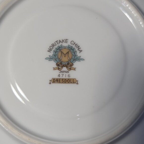 Noritake China Dresdoll 4716, Flat Saucer - Picture 3 of 4